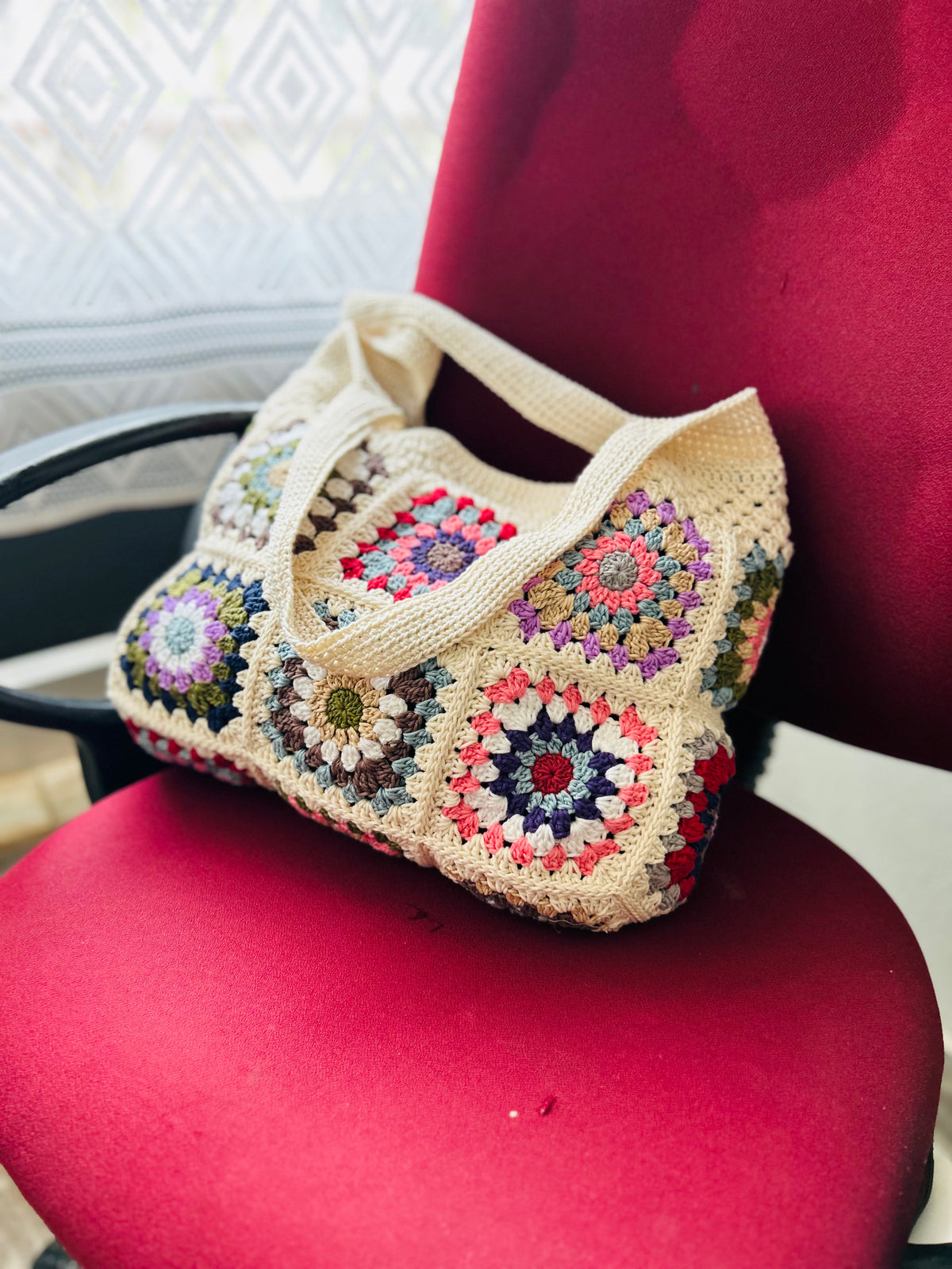 GRANNY SQUARE TOTE BAG