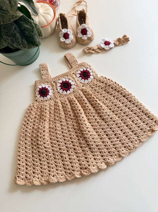 *GRANNY SQUARE CROCHET DRESS*