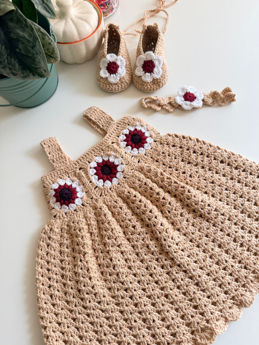 *GRANNY SQUARE CROCHET DRESS*