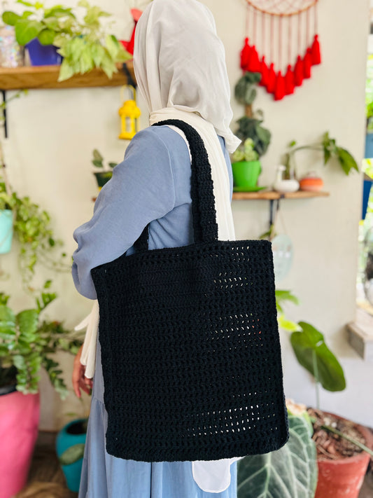 MACRAME TOTE BAG