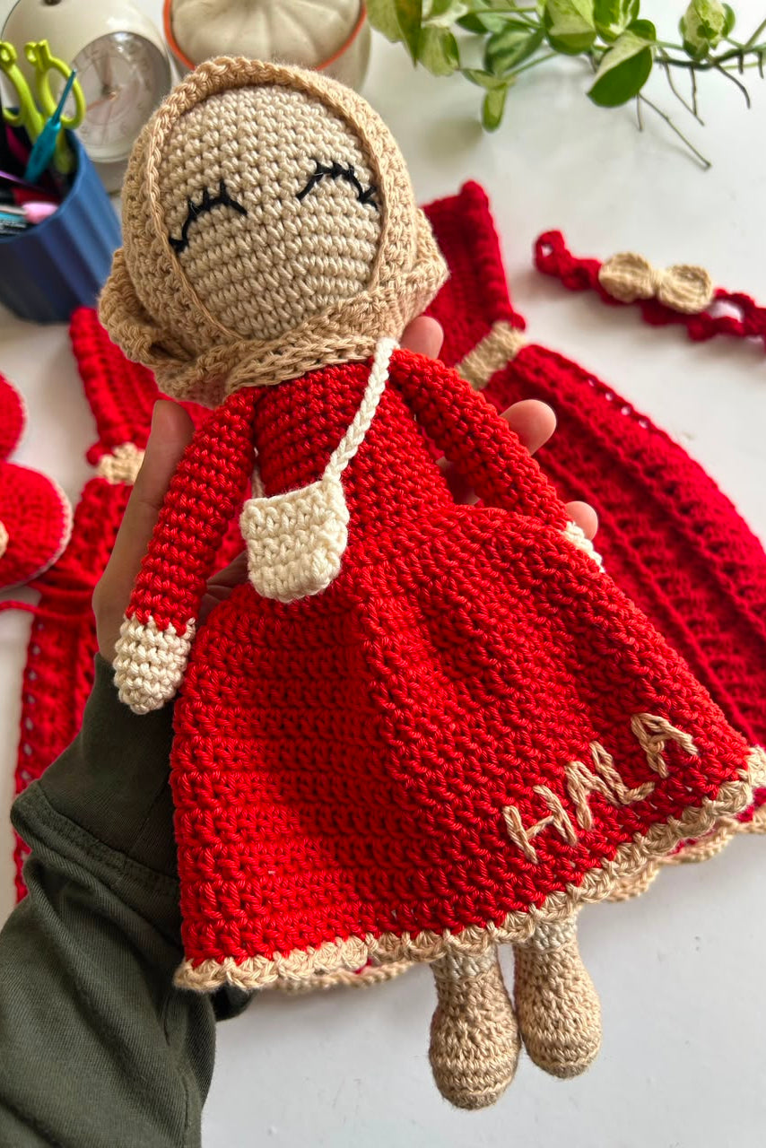 Hijabi doll